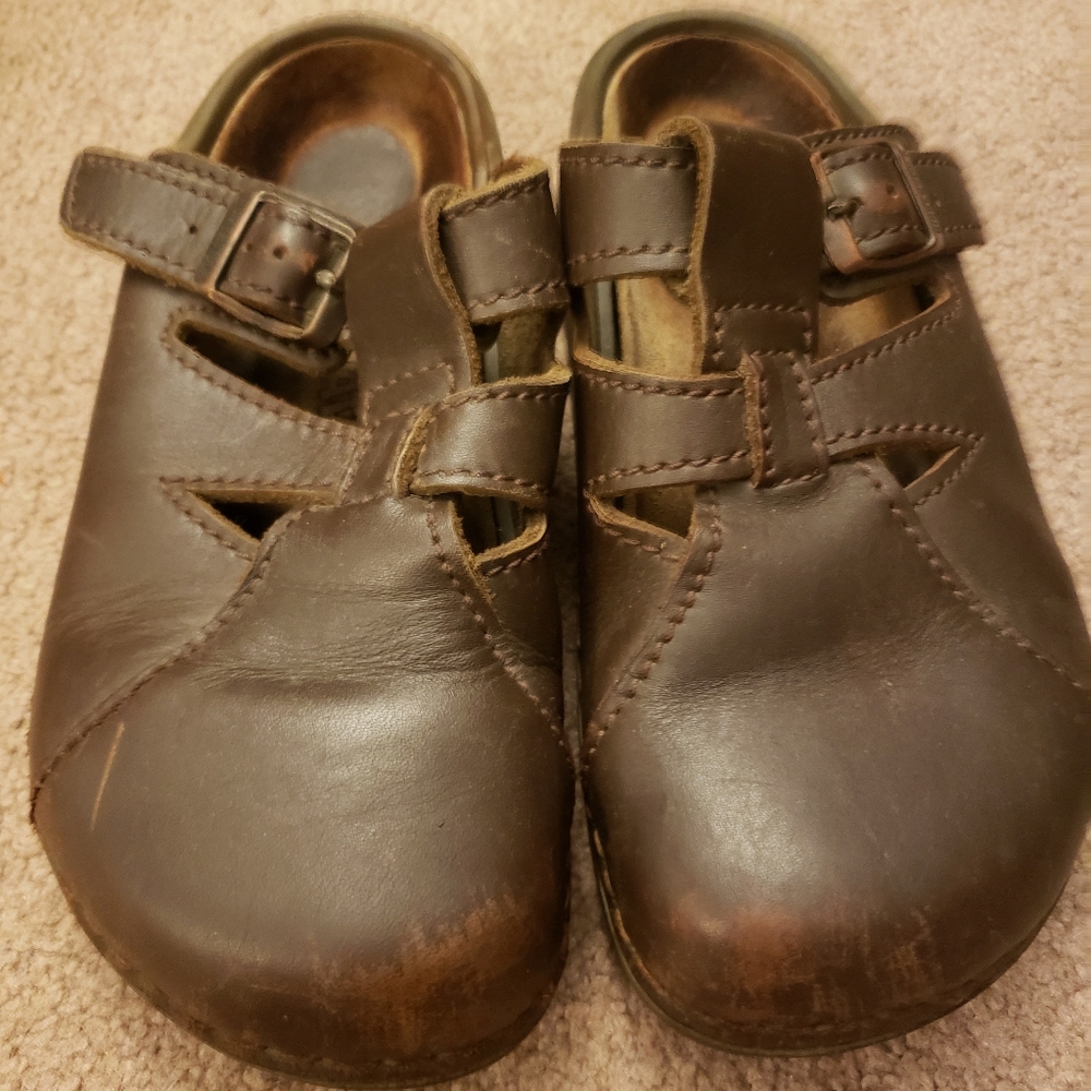 Birkenstock leather sandals size 7.5